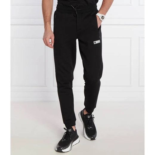 EA7 Spodnie dresowe | Regular Fit ze sklepu Gomez Fashion Store w kategorii Spodnie męskie - zdjęcie 185007918
