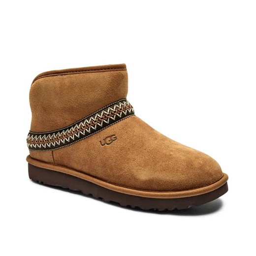 UGG Skórzane śniegowce CLASSIC MINI CRESCENT ze sklepu Gomez Fashion Store w kategorii Śniegowce damskie - zdjęcie 185008309