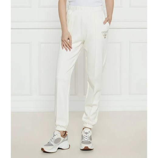 GUESS ACTIVE Spodnie dresowe ROBERTA | Regular Fit ze sklepu Gomez Fashion Store w kategorii Spodnie damskie - zdjęcie 185009658
