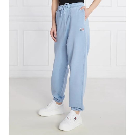Tommy Jeans Spodnie dresowe TIMELESS 1 WASHED | Relaxed fit ze sklepu Gomez Fashion Store w kategorii Spodnie damskie - zdjęcie 185013176
