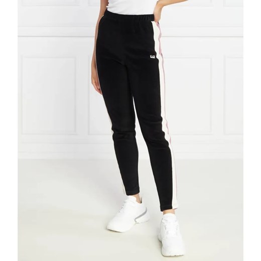 EA7 Spodnie dresowe | Regular Fit ze sklepu Gomez Fashion Store w kategorii Spodnie damskie - zdjęcie 185013885