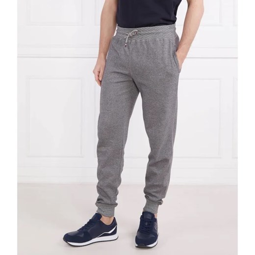 Tommy Hilfiger Spodnie dresowe | Regular Fit ze sklepu Gomez Fashion Store w kategorii Spodnie męskie - zdjęcie 185014758