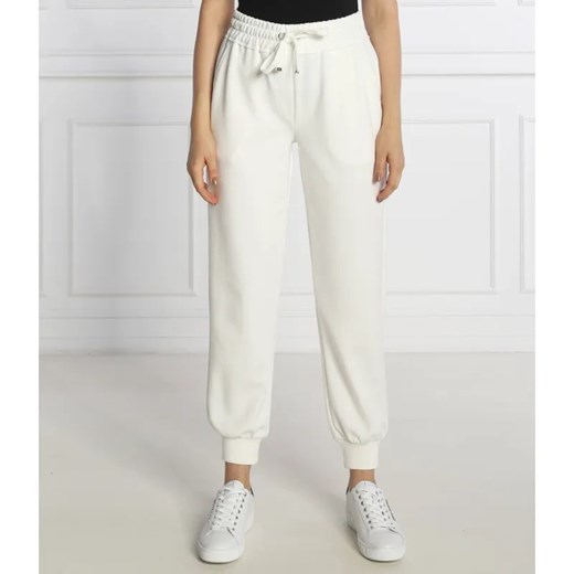 RIANI Spodnie dresowe | Regular Fit ze sklepu Gomez Fashion Store w kategorii Spodnie damskie - zdjęcie 185015298