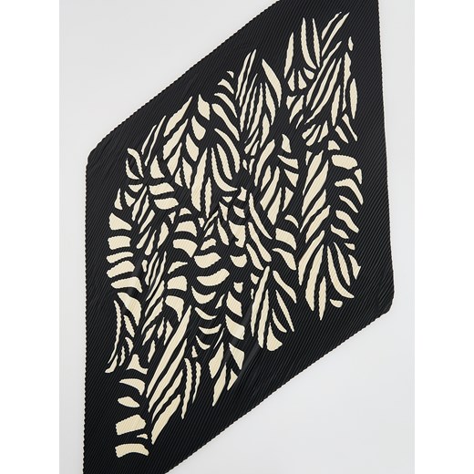 Reserved - Plisowana apaszka - czarny Reserved ONE SIZE Reserved