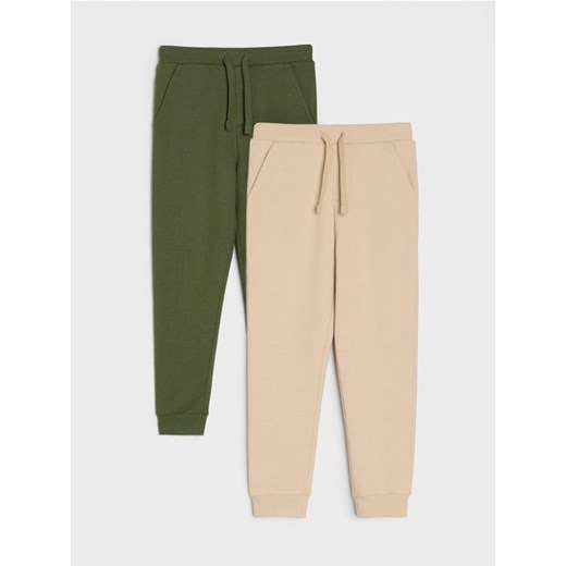 Sinsay - Spodnie w stylu basic 2 pack - beżowy - id: 460DN-08X - marki Sinsay - 185019565 Sinsay - Spodnie w stylu basic 2 pack - beżowy ze sklepu Sinsay w kategorii Spodnie chłopięce - zdjęcie 185019565