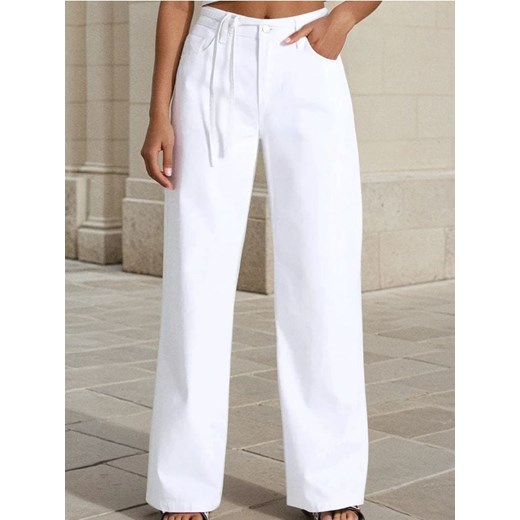 Sinsay - Jeansy super baggy z paskiem - biały Sinsay 38 Sinsay promocja