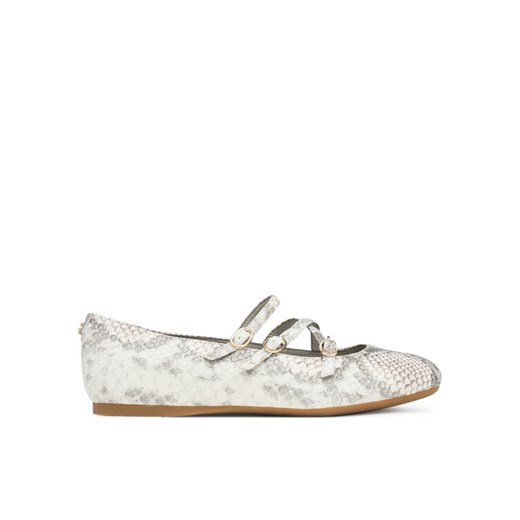 Guess Baleriny FLTKAL PEL02 Szary ze sklepu MODIVO w kategorii Balerinki - zdjęcie 185034547