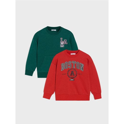 Sinsay - Bluza crewneck z napisem 2 pack - czerwony - id: 300DN-92X - marki Sinsay - 185037766 Sinsay - Bluza crewneck z napisem 2 pack - czerwony ze sklepu Sinsay w kategorii Bluzy chłopięce - zdjęcie 185037766