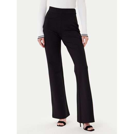 DKNY Spodnie materiałowe P2JKTO68 Czarny Flare Fit ze sklepu MODIVO w kategorii Spodnie damskie - zdjęcie 185057656