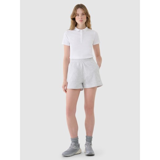 Damskie spodenki dresowe 4F 4FWMM00TSHOF542 - szare ze sklepu Sportstylestory.com w kategorii Szorty - zdjęcie 185065998
