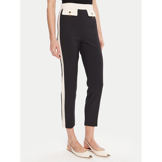 Elisabetta Franchi Spodnie materiałowe PA-T01-56E2-V340 Czarny Regular Fit ze sklepu MODIVO w kategorii Spodnie damskie - zdjęcie 185067017