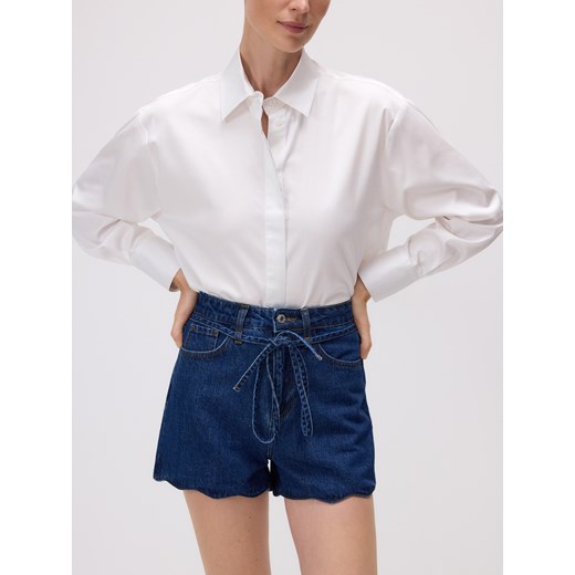 Reserved - Jeansowe szorty z wiązaniem - niebieski Reserved 42 Reserved