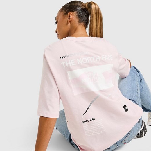 THE NORTH FACE T-SHIRT GRADIENT FLOW OVERSIZE TEE ze sklepu JD Sports  w kategorii Bluzki damskie - zdjęcie 185074799