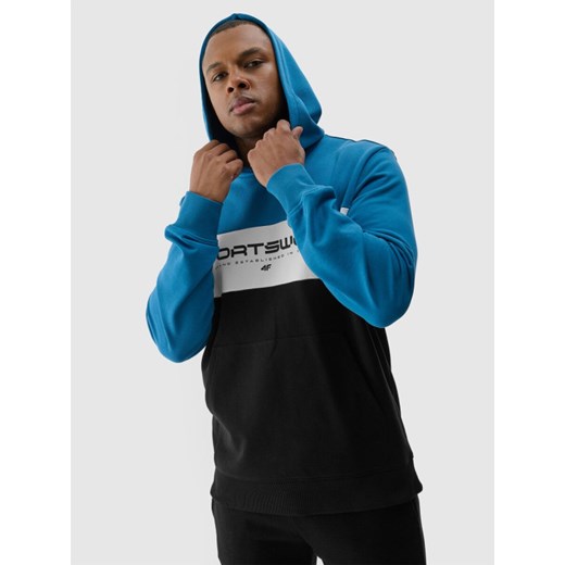 Męska bluza dresowa nierozpinana bez kaptura 4F 4FWSS24TSWSM1032 - niebieska ze sklepu Sportstylestory.com w kategorii Bluzy męskie - zdjęcie 185078705