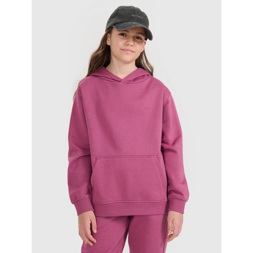 Dziewczęca bluza nierozpinana z kapturem 4F 4FJRAW25TSWSF2467 - fioletowa ze sklepu Sportstylestory.com w kategorii Bluzy dziewczęce - zdjęcie 185137669