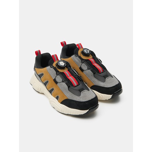 Sinsay - Sneakersy z odblaskowymi elementami - wielobarwny Sinsay 34 Sinsay