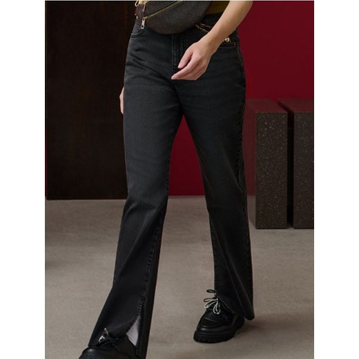 Sinsay - Jeansy straight z efektem sprania - czarny ze sklepu Sinsay w kategorii Jeansy damskie - zdjęcie 185376516