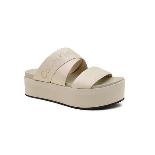 Calvin Klein Jeans Klapki ze sklepu Gomez Fashion Store w kategorii Klapki damskie - zdjęcie 185378347