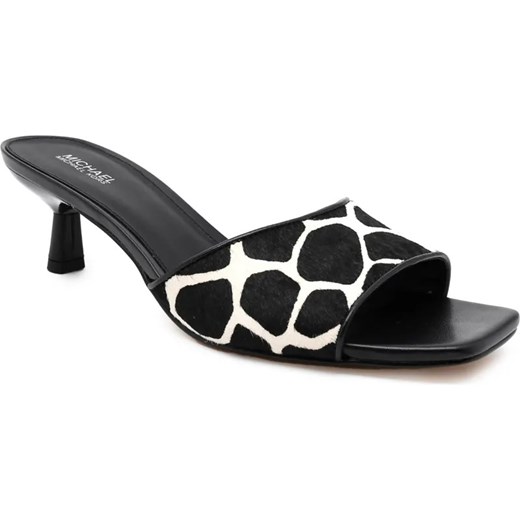 Michael Kors Skórzane klapki AMAL KITTEN ze sklepu Gomez Fashion Store w kategorii Klapki damskie - zdjęcie 185378436