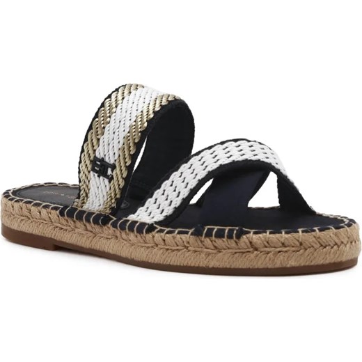 Tommy Hilfiger Klapki GOLDEN WEBBING ze sklepu Gomez Fashion Store w kategorii Klapki damskie - zdjęcie 185378709