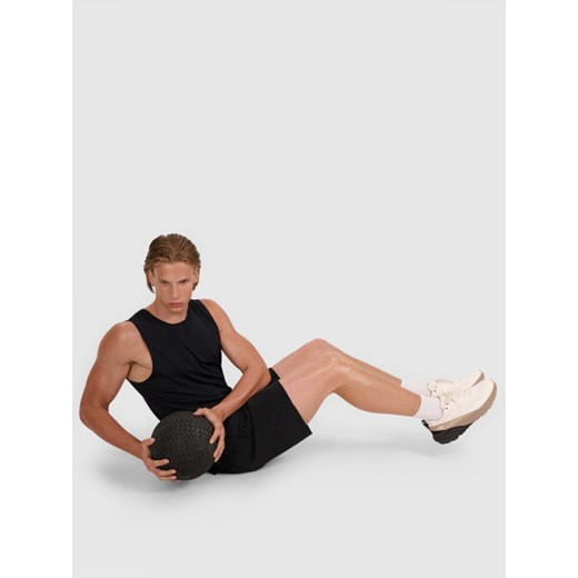 Męskie spodenki treningowe 4F 4FWMM00TFSHM1311 - czarne ze sklepu Sportstylestory.com w kategorii Spodenki męskie - zdjęcie 185395488