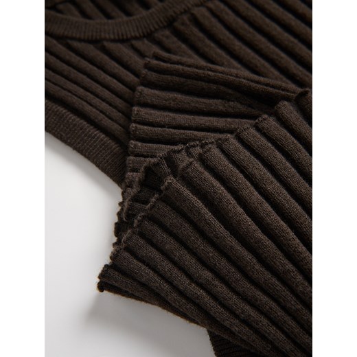 Reserved - Top z prążkowanej dzianiny - brązowy Reserved M Reserved