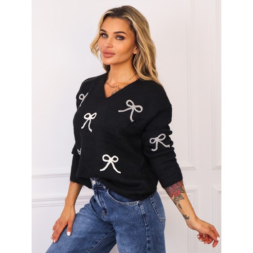SWETER W KOKARDKI I DEKOLTEM W SZPIC- CZARNY ze sklepu olika.com.pl w kategorii Swetry damskie - zdjęcie 185407967