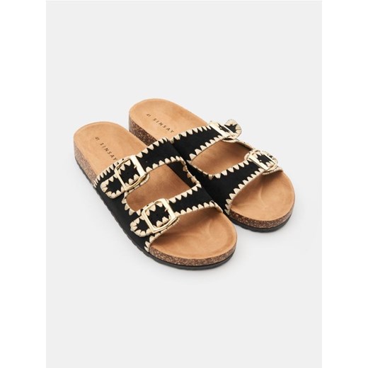 Sinsay - Klapki z dwoma paskami z klamrą w stylu boho - czarny Sinsay 37 Sinsay