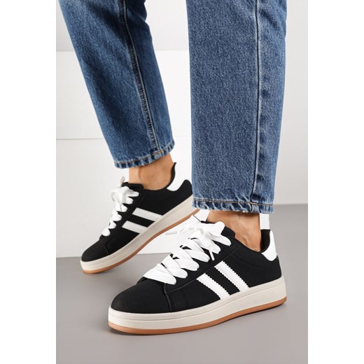 Czarno-Białe Sneakersy z Ozdobnymi Paskami Rilanira ze sklepu born2be.pl w kategorii Buty sportowe damskie - zdjęcie 185422099