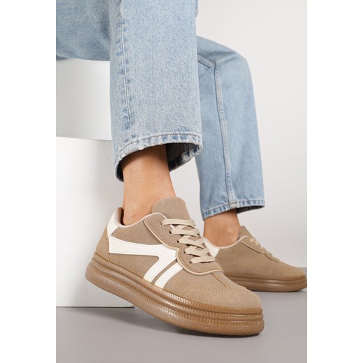 Beżowe Sneakersy w Stylu Tenisówek z Paskami Wiatalle ze sklepu born2be.pl w kategorii Buty sportowe damskie - zdjęcie 185422225