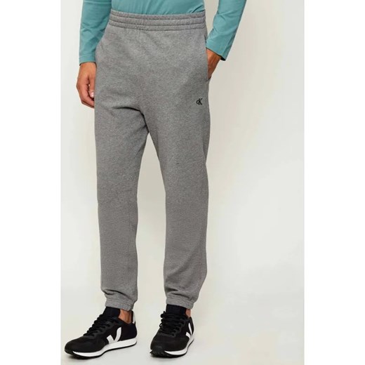 Calvin Klein Jeans Spodnie dresowe | Regular Fit ze sklepu Gomez Fashion Store w kategorii Spodnie męskie - zdjęcie 185440568