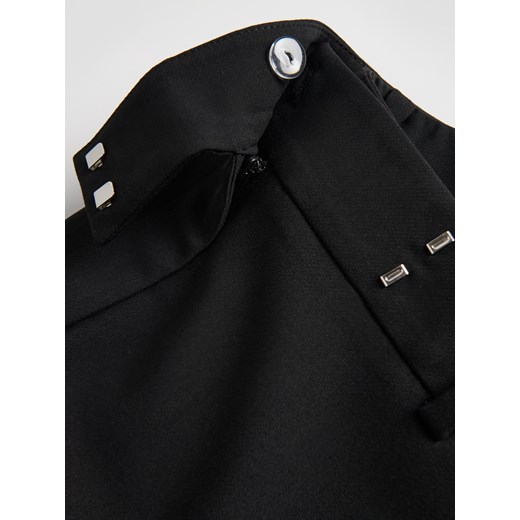 Reserved - Spodnie flare z kantem - czarny Reserved M Reserved