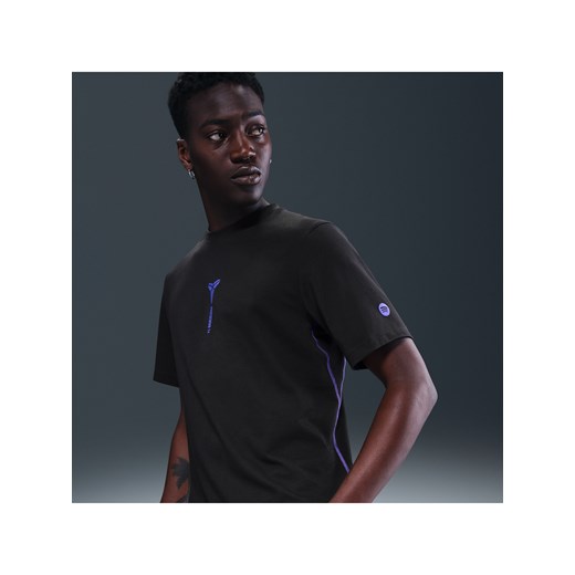 Męska koszulka piłkarska z krótkim rękawem Kobe Dri-FIT FC Barcelona Primary (wersja wyjazdowa) - Czerń ze sklepu Nike poland w kategorii T-shirty męskie - zdjęcie 185462029