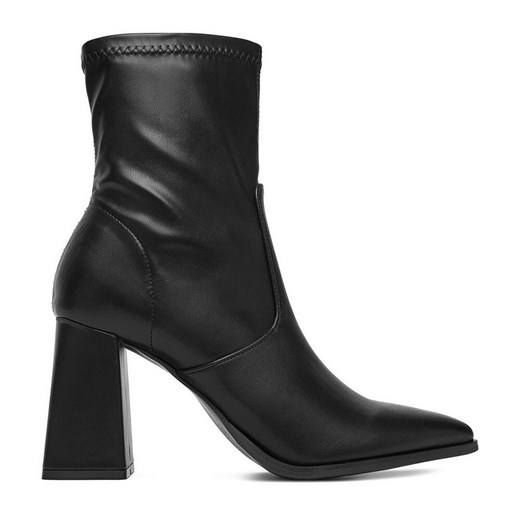 Botki DeeZee W4LD192504 ze sklepu ccc.eu w kategorii Botki - zdjęcie 185466956