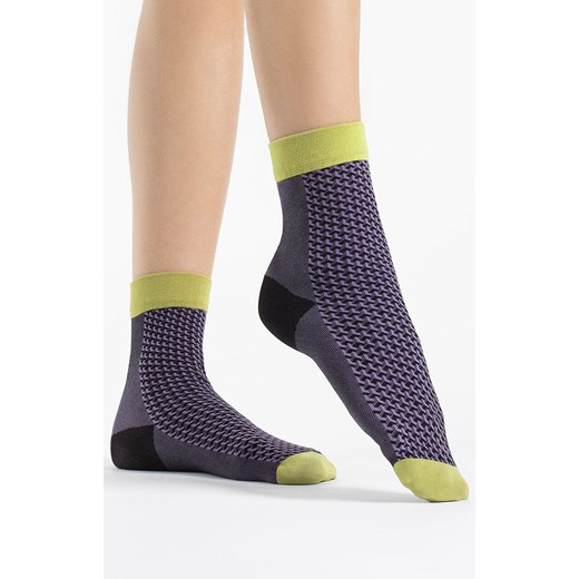 Skarpetki damskie wzorzyste Op-Art dark lilac 40 DEN, Kolor śliwkowy-melanż, Rozmiar uniwersalny, Fiore ze sklepu Intymna w kategorii Skarpetki damskie - zdjęcie 185488159