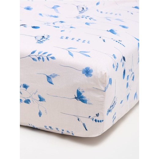 Sinsay - Prześcieradło z gumką w kwiatowy wzór - błękitny Sinsay One Size Sinsay