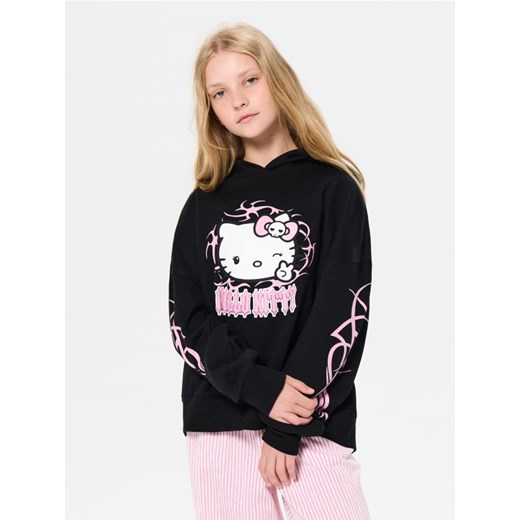 Sinsay - Bluza z kapturem i elementami 3D Hello Kitty - czarny - id: 605FV-99X - marki Sinsay - 185494019 Sinsay - Bluza z kapturem i elementami 3D Hello Kitty - czarny ze sklepu Sinsay w kategorii Bluzy dziewczęce - zdjęcie 185494019