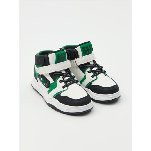 Sinsay - Trampki za kostkę - zielony ze sklepu Sinsay w kategorii Trampki dziecięce - zdjęcie 185506586