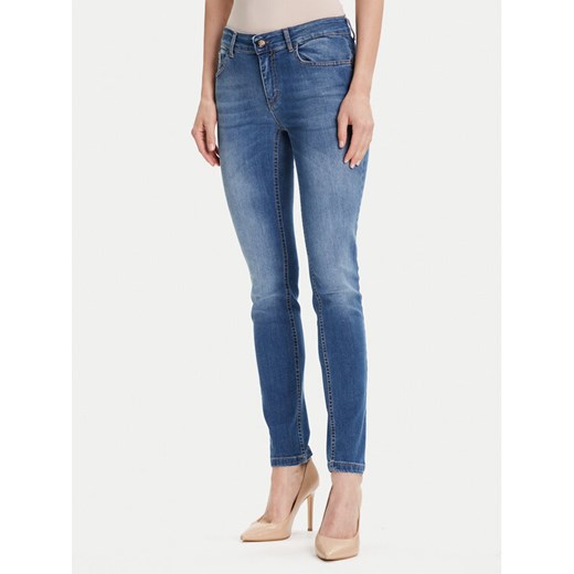 Rinascimento Jeansy CFC0126201003 Niebieski Slim Fit ze sklepu MODIVO w kategorii Jeansy damskie - zdjęcie 185510629
