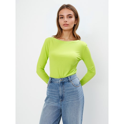 Mohito - Dopasowana neonowa bluzka - neonowy ze sklepu Mohito w kategorii Bluzki damskie - zdjęcie 185517935
