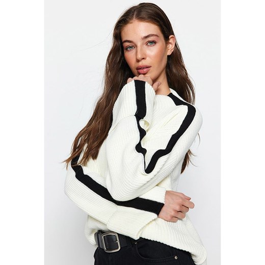 trendyol Sweter w kolorze kremowo-czarnym Trendyol L okazja Limango Polska