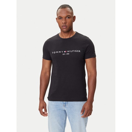 Tommy Hilfiger T-Shirt Core Logo Tee MW0MW11465 Czarny Slim Fit ze sklepu MODIVO w kategorii T-shirty męskie - zdjęcie 185548279
