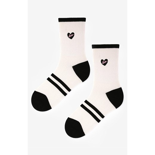 Bawełniane skarpetki damskie z sercem B50, Kolor mleczny-wzór, Rozmiar 36-40, Marilyn ze sklepu Primodo w kategorii Skarpetki damskie - zdjęcie 185555007