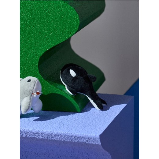 Sinsay - Przytulanka delfin - czarny ze sklepu Sinsay w kategorii Zabawki - zdjęcie 185560007