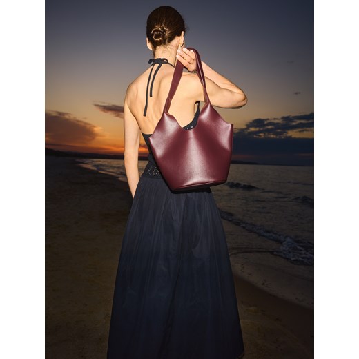 Reserved - Torebka koszyk z woreczkiem - mahoniowy ze sklepu Reserved w kategorii Torby Shopper bag - zdjęcie 185580066
