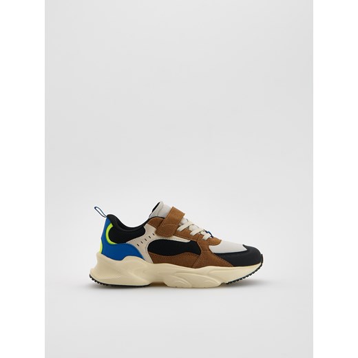 Reserved - Sportowe sneakersy - wielobarwny ze sklepu Reserved w kategorii Buty sportowe dziecięce - zdjęcie 185580348