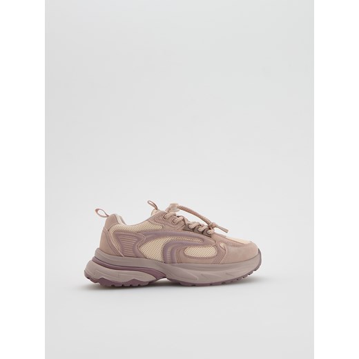 Reserved - Buty sportowe - pastelowy róż ze sklepu Reserved w kategorii Buty sportowe dziecięce - zdjęcie 185581955