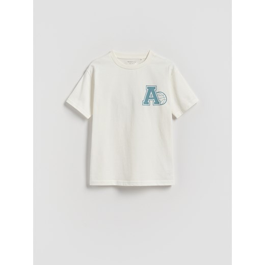 Reserved - Bawełniany t-shirt z nadrukiem - złamana biel ze sklepu Reserved w kategorii T-shirty chłopięce - zdjęcie 185590237