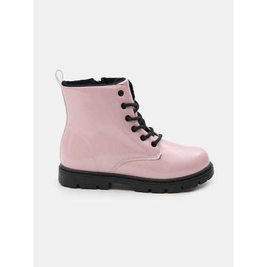 Sinsay - Lakierowane botki z ociepleniem - różowy Sinsay 33 Sinsay