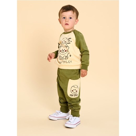 Sinsay - Komplet dzianinowy z kieszeniami cargo - kremowy - id: 597EM-01X - marki Sinsay - 185602086 Sinsay - Komplet dzianinowy z kieszeniami cargo - kremowy ze sklepu Sinsay w kategorii Odzież dla niemowląt - zdjęcie 185602086